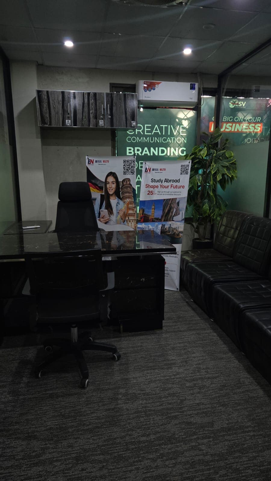 Consultation area inside Evernest Consultants Lahore office